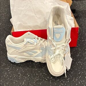 Reebok men’s  White and Light Blue Sneakers